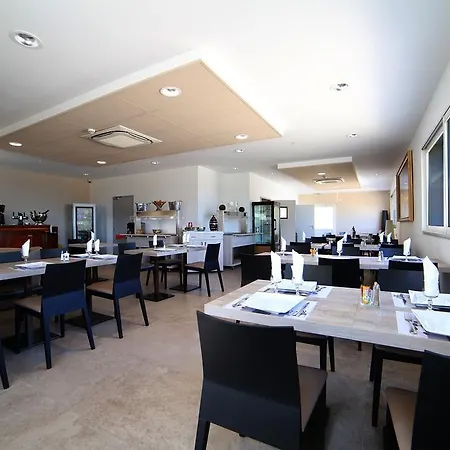 Hotel Restaurant Les Pielettes 2*